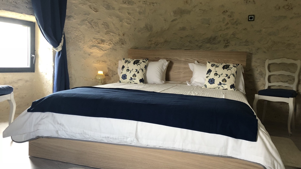 Photo of Bedroom in Lavardens