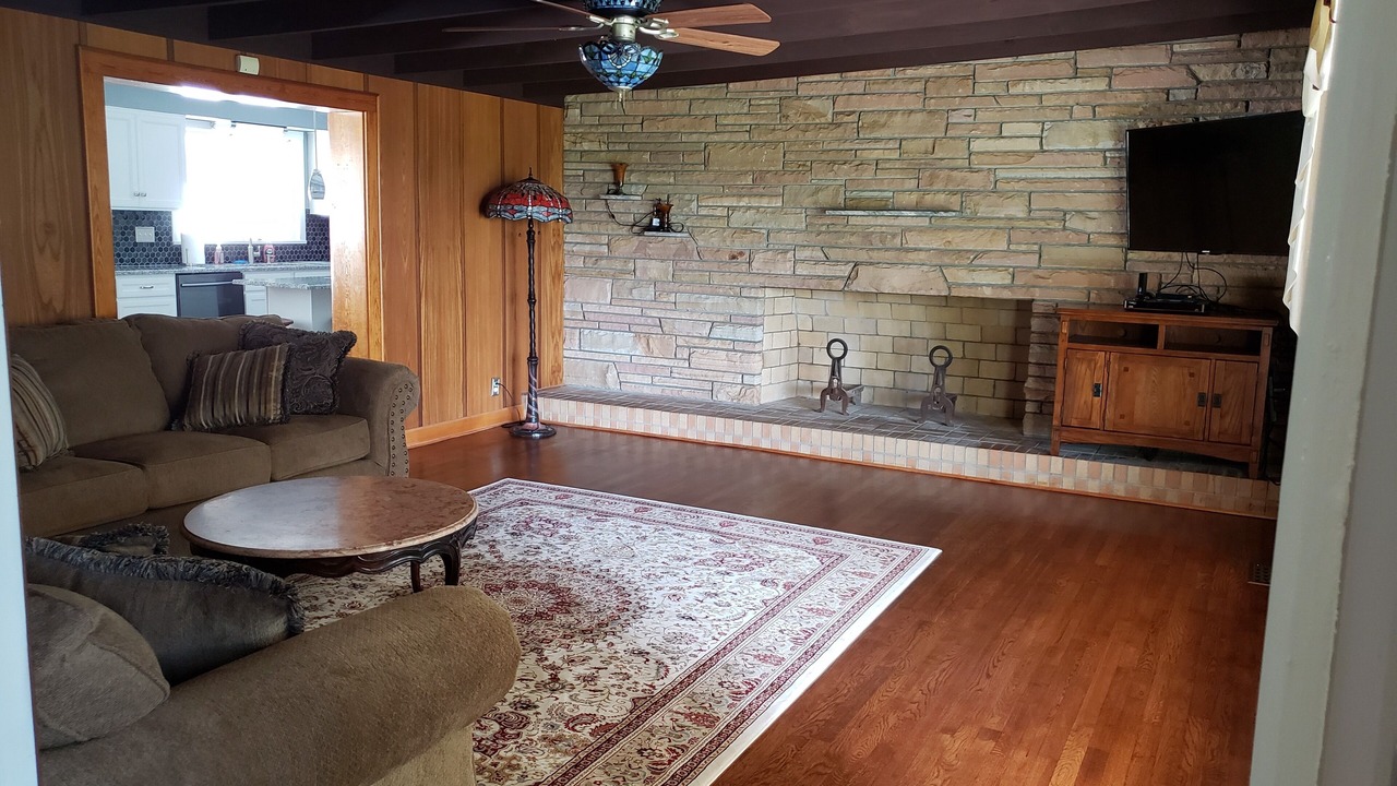 Photo of Livingroom in Hendersonville