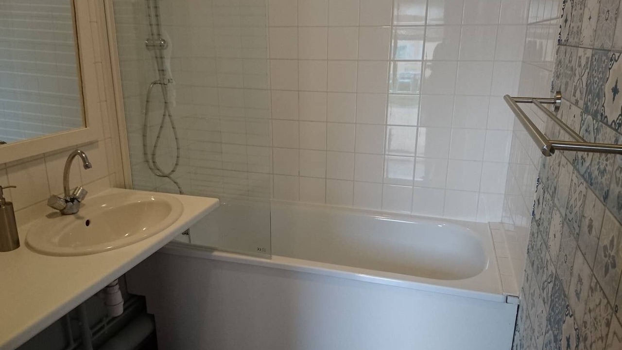 Photo of Bathroom in Giffaumont-Champaubert