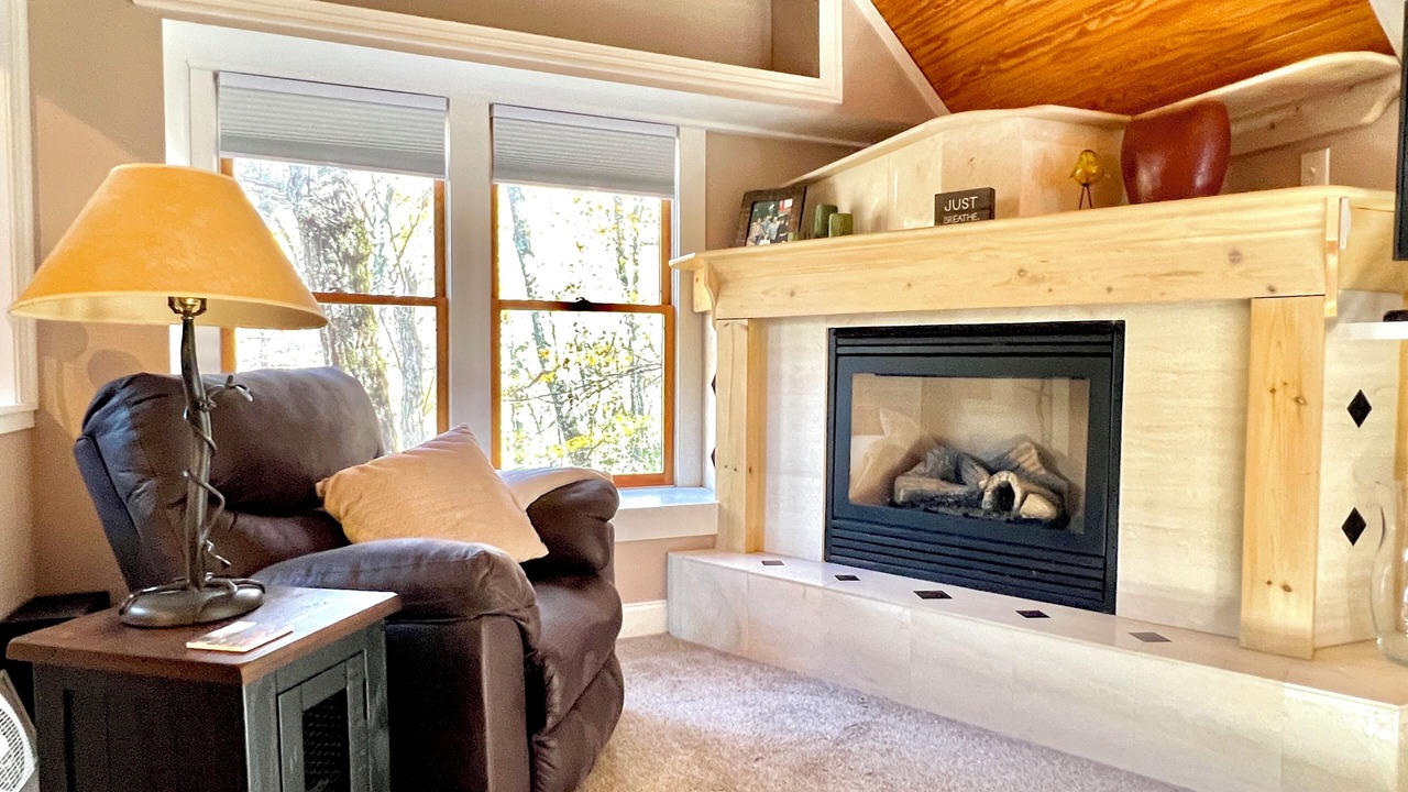 Photo of Livingroom in Glenville
