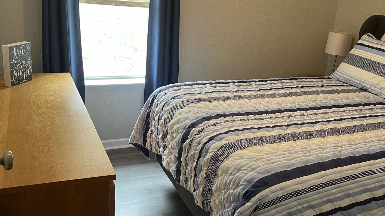 Photo of Bedroom in Broaddus