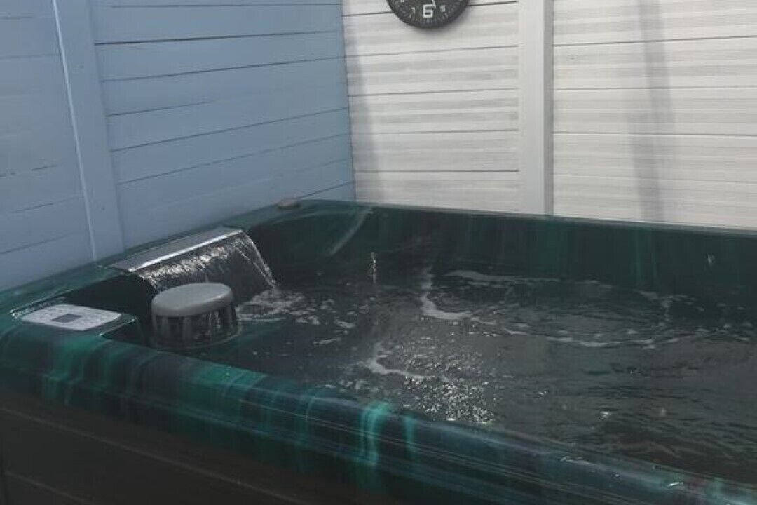 Photo of Others in Issel