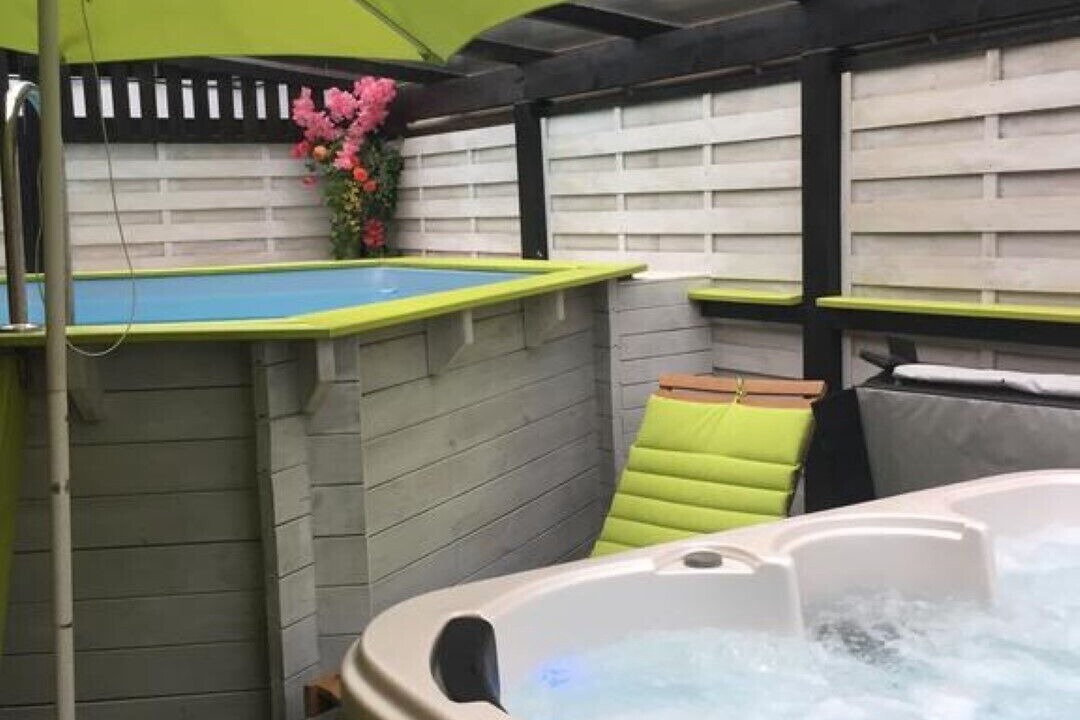 Photo of Outdoor in Issel