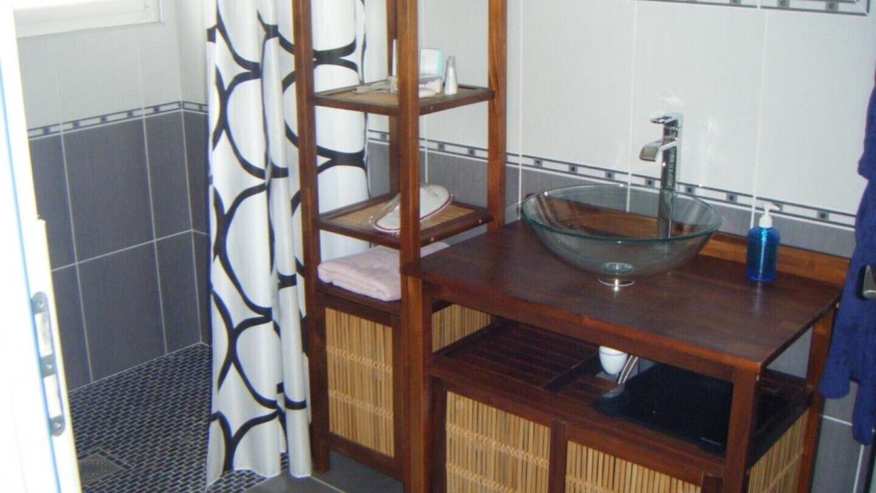 Photo of Bathroom in Issel