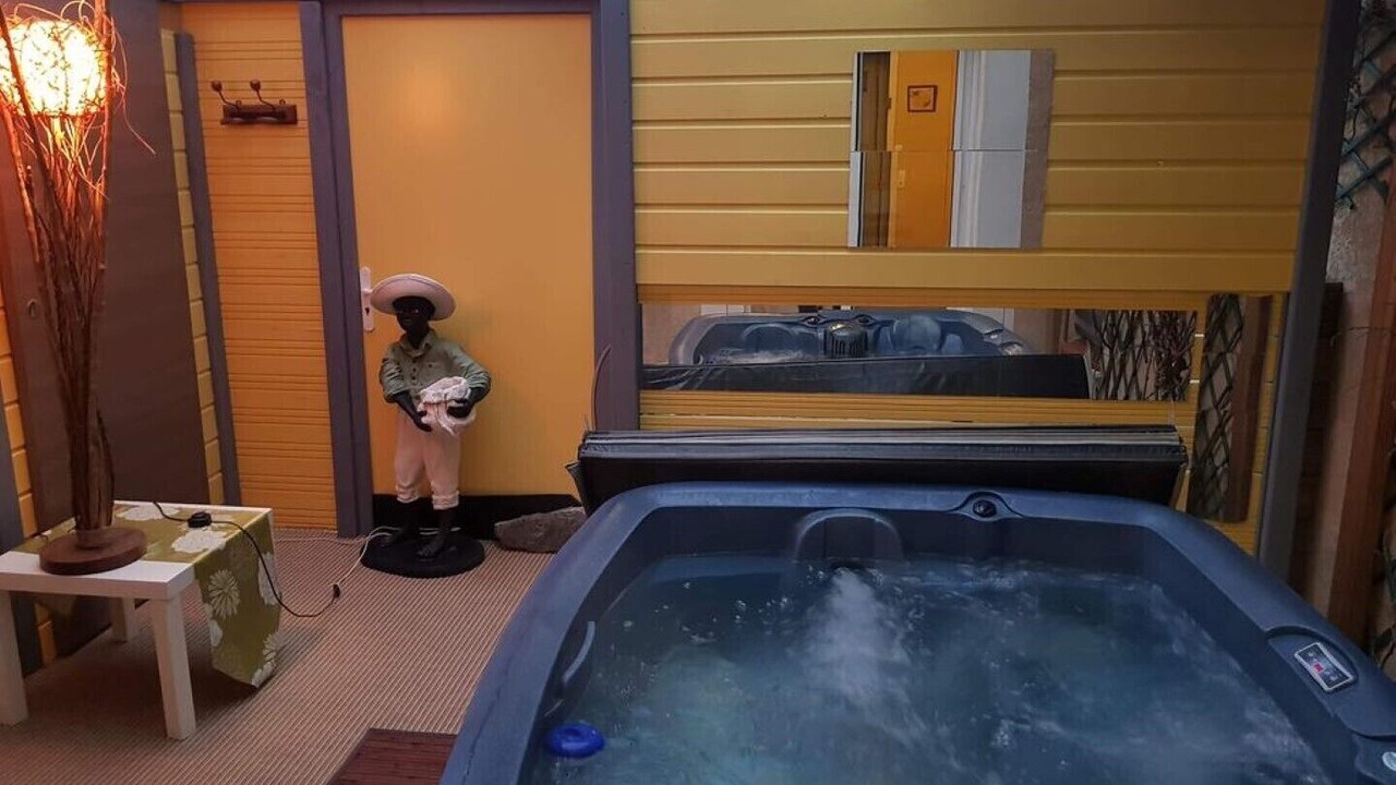 Photo of Others in Issel