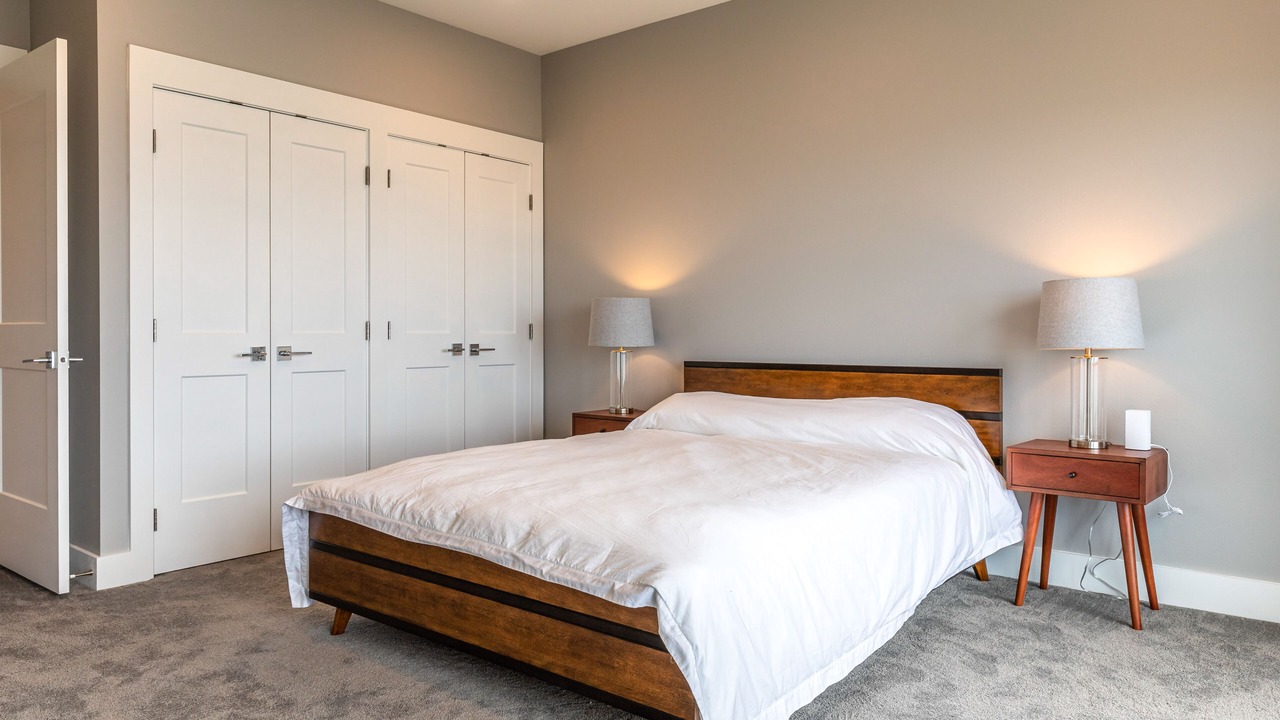 Photo of Bedroom in Oceanside