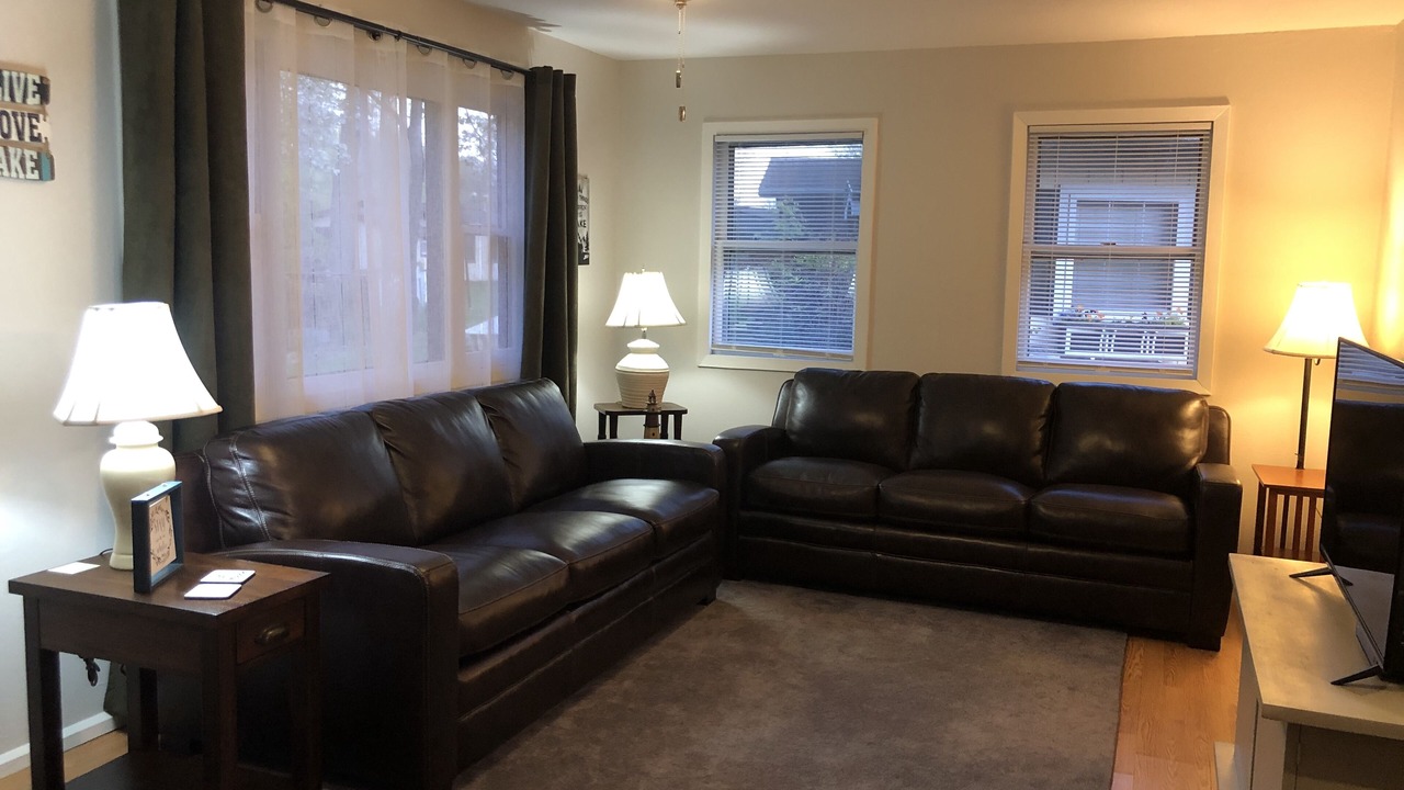 Photo of Livingroom in Monticello