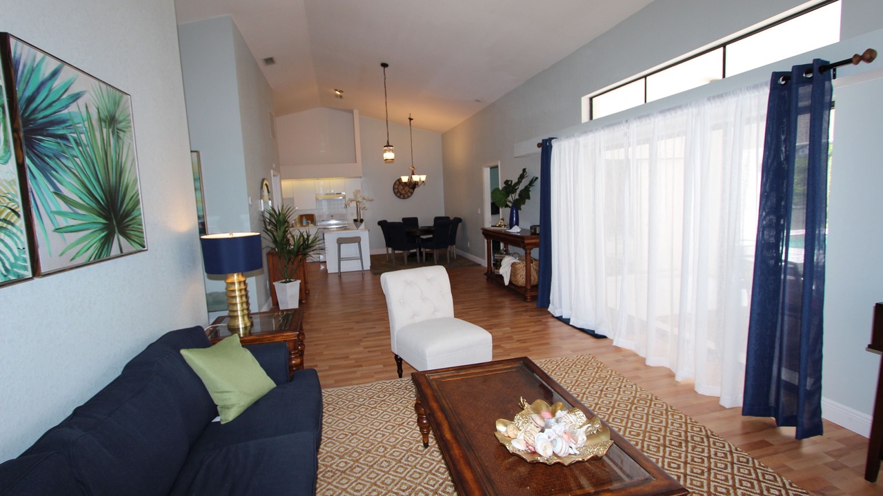 Photo of Livingroom in Parkdale