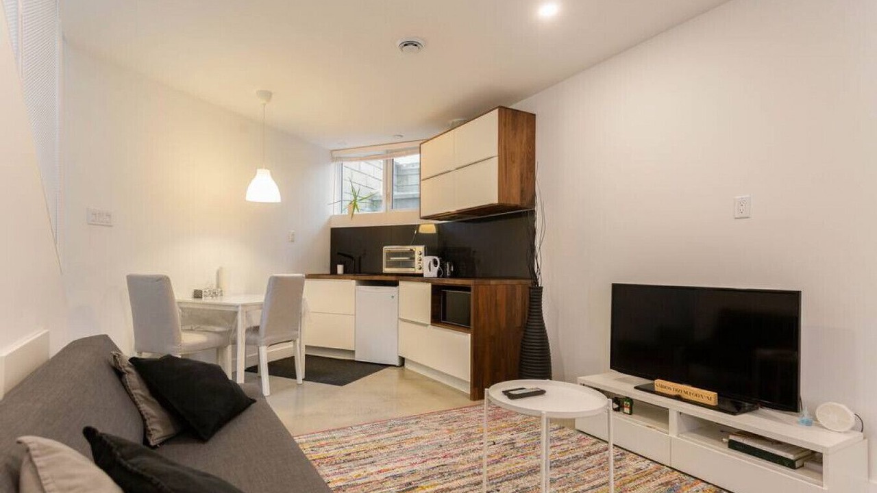 Photo of Livingroom in Pointe-Saint-Charles