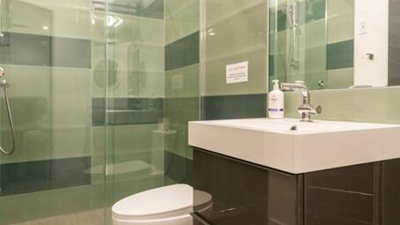 Photo of Bathroom in Pointe-Saint-Charles