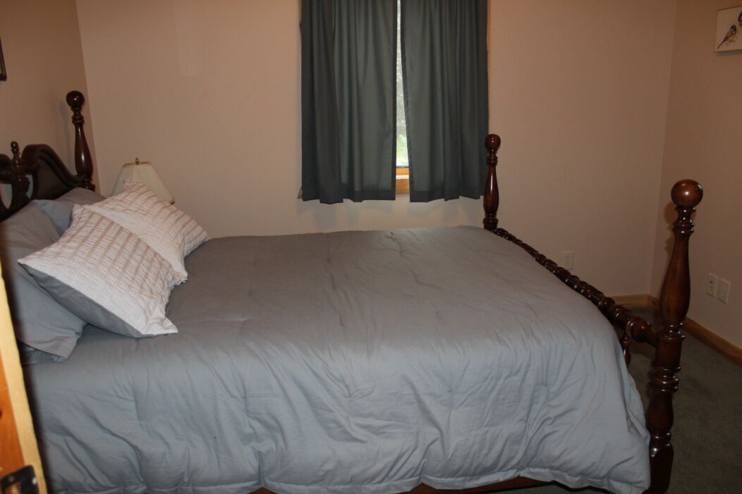 Photo of Bedroom in Clear Lake
