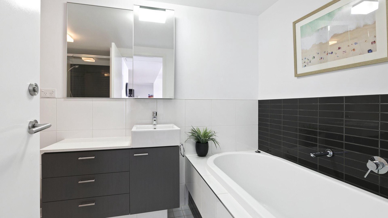 Photo of Bathroom in Lorne