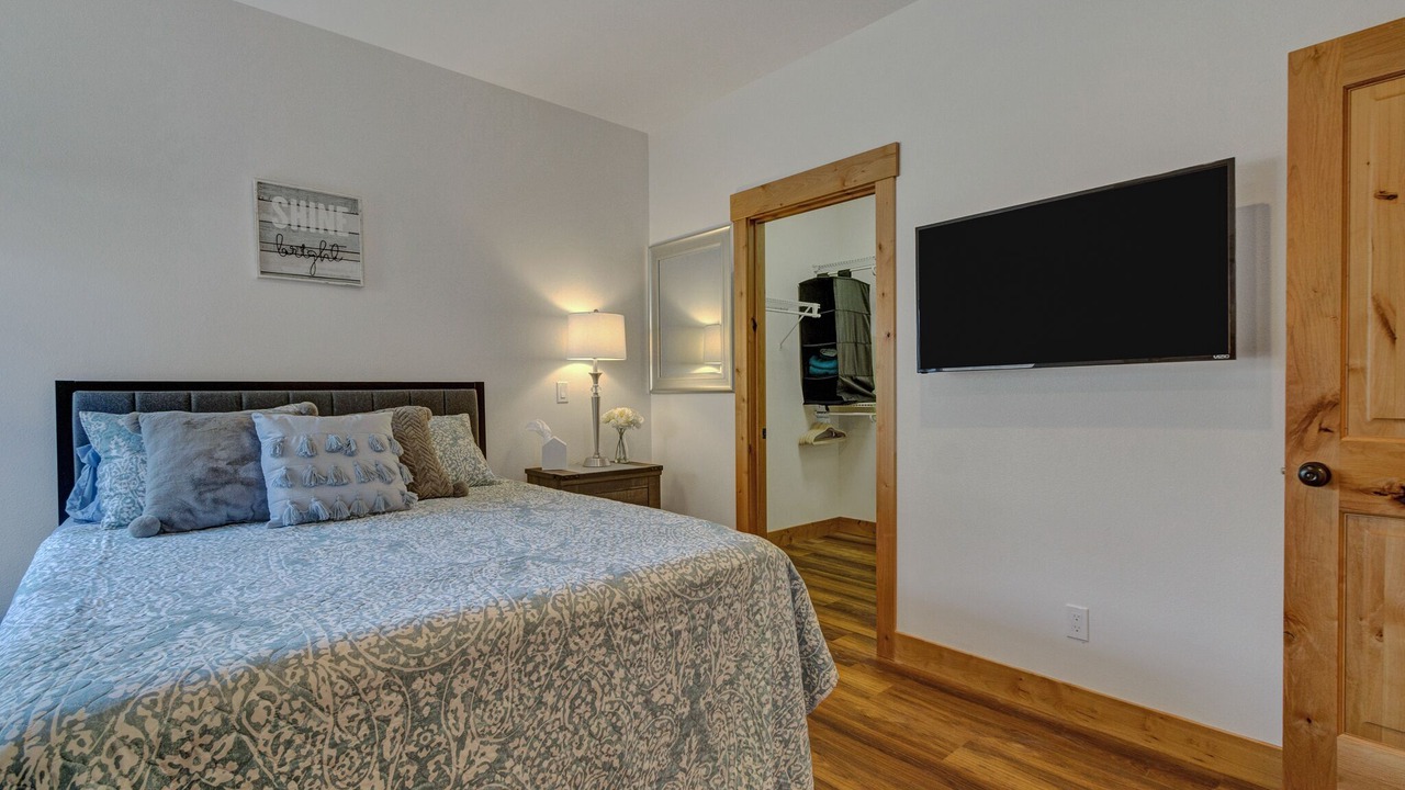 Photo of Bedroom in Century West