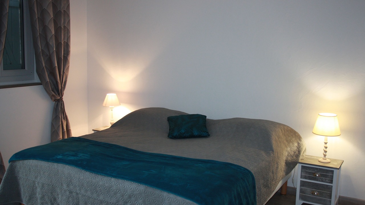 Photo of Bedroom in Milly-la-Foret