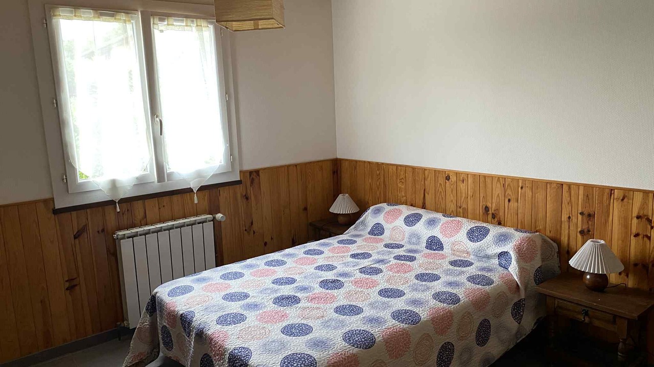Photo of Bedroom in Revel