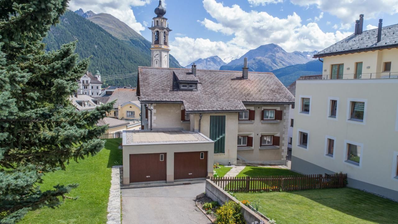 Photo of Others in Samedan