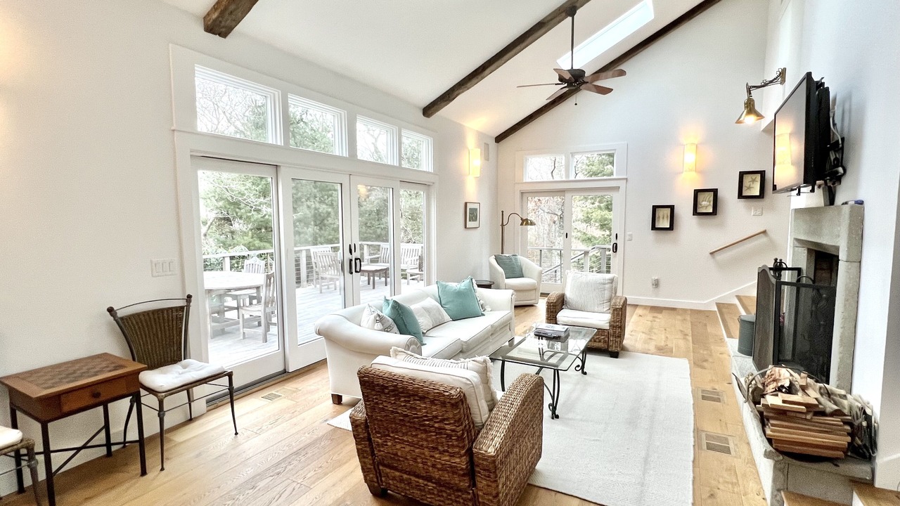 Photo of Bedroom in West Tisbury