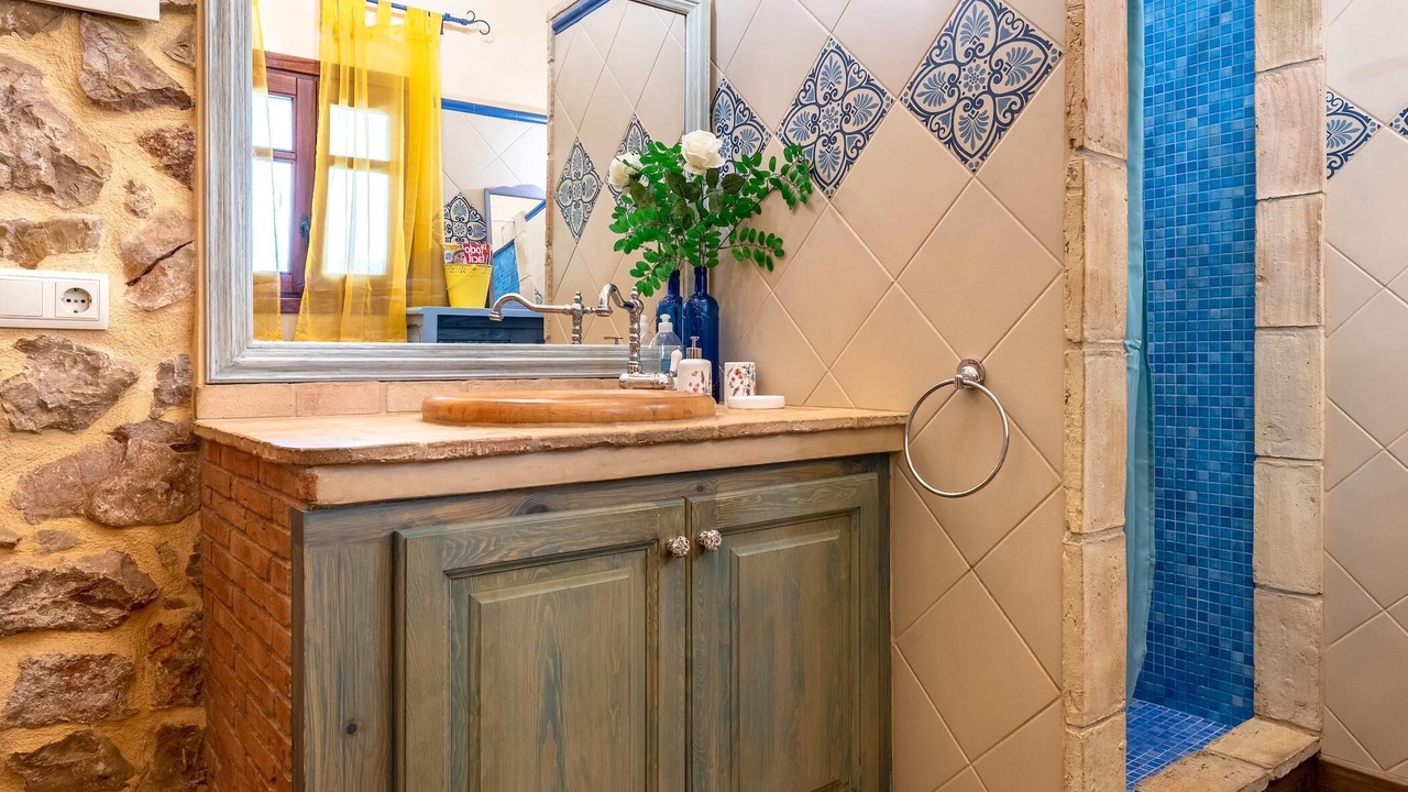 Photo of Bathroom in El Perello