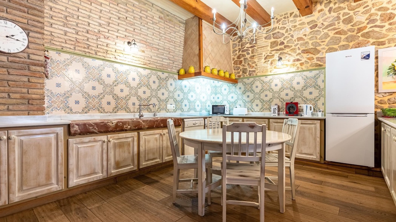 Photo of Kitchen in El Perello