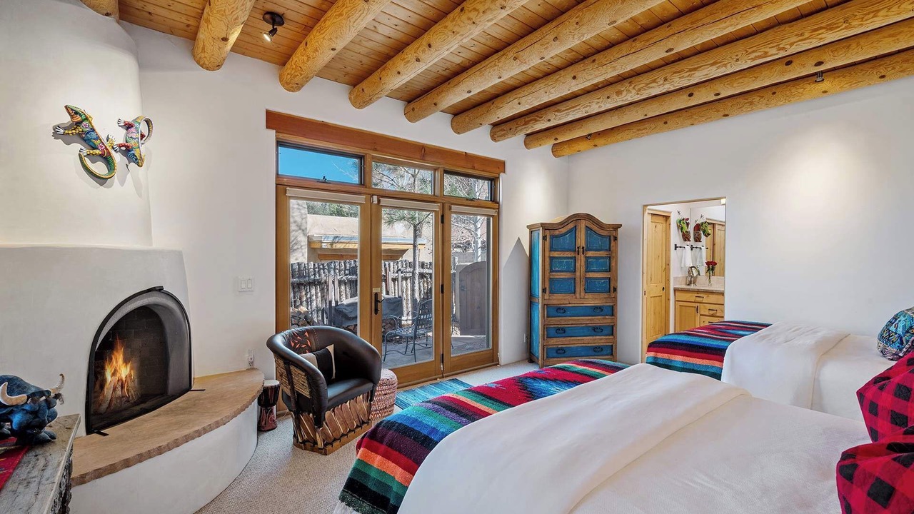 Photo of Bedroom in Tesuque