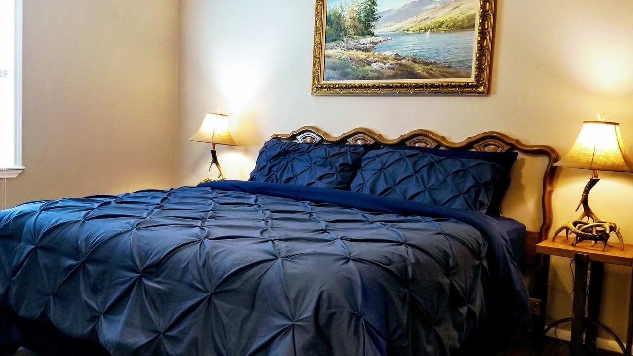 Photo of Bedroom in Energy