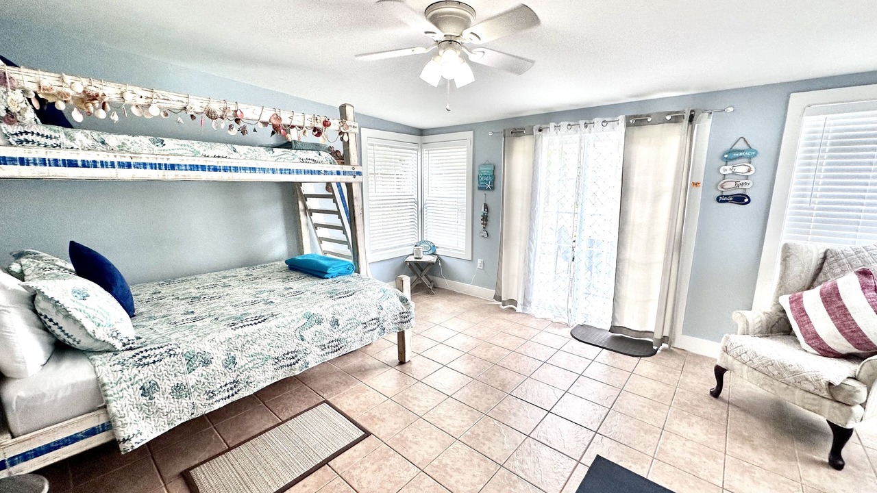 Photo of Bedroom in Rockport