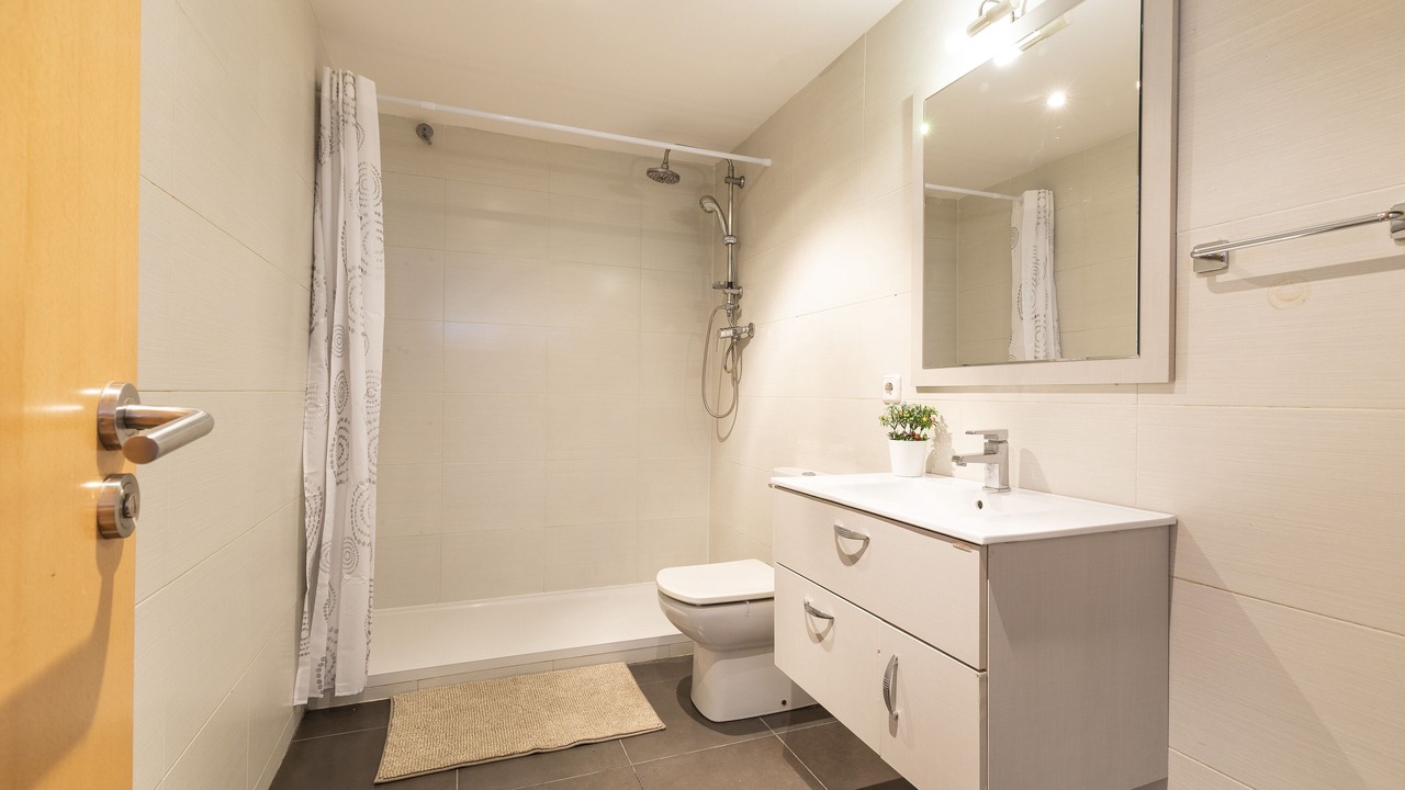 Photo of Bathroom in La Verneda i la Pau