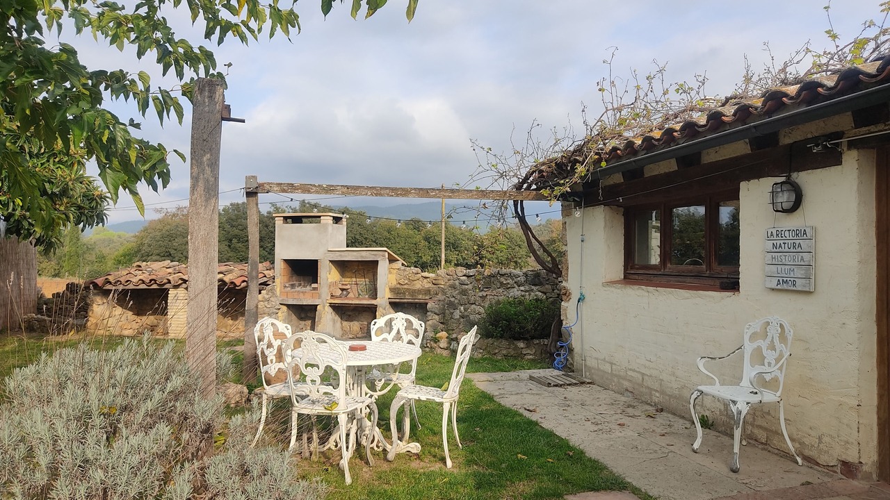 Photo of Outdoor in Maia de Montcal