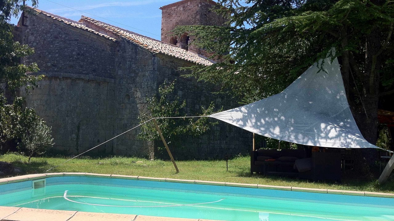 Photo of Outdoor in Maia de Montcal