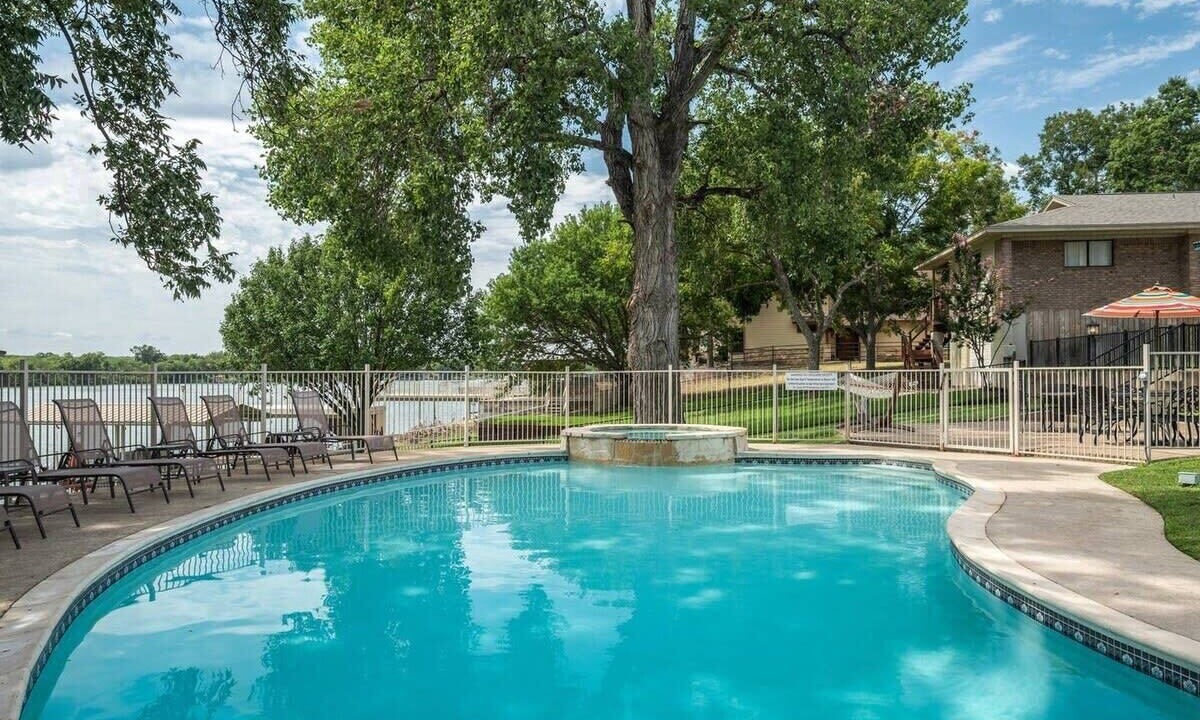 Photo of Outdoor in Kingsland