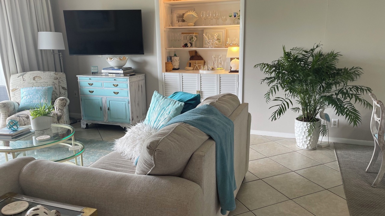 Photo of Livingroom in Saint Simons Heights