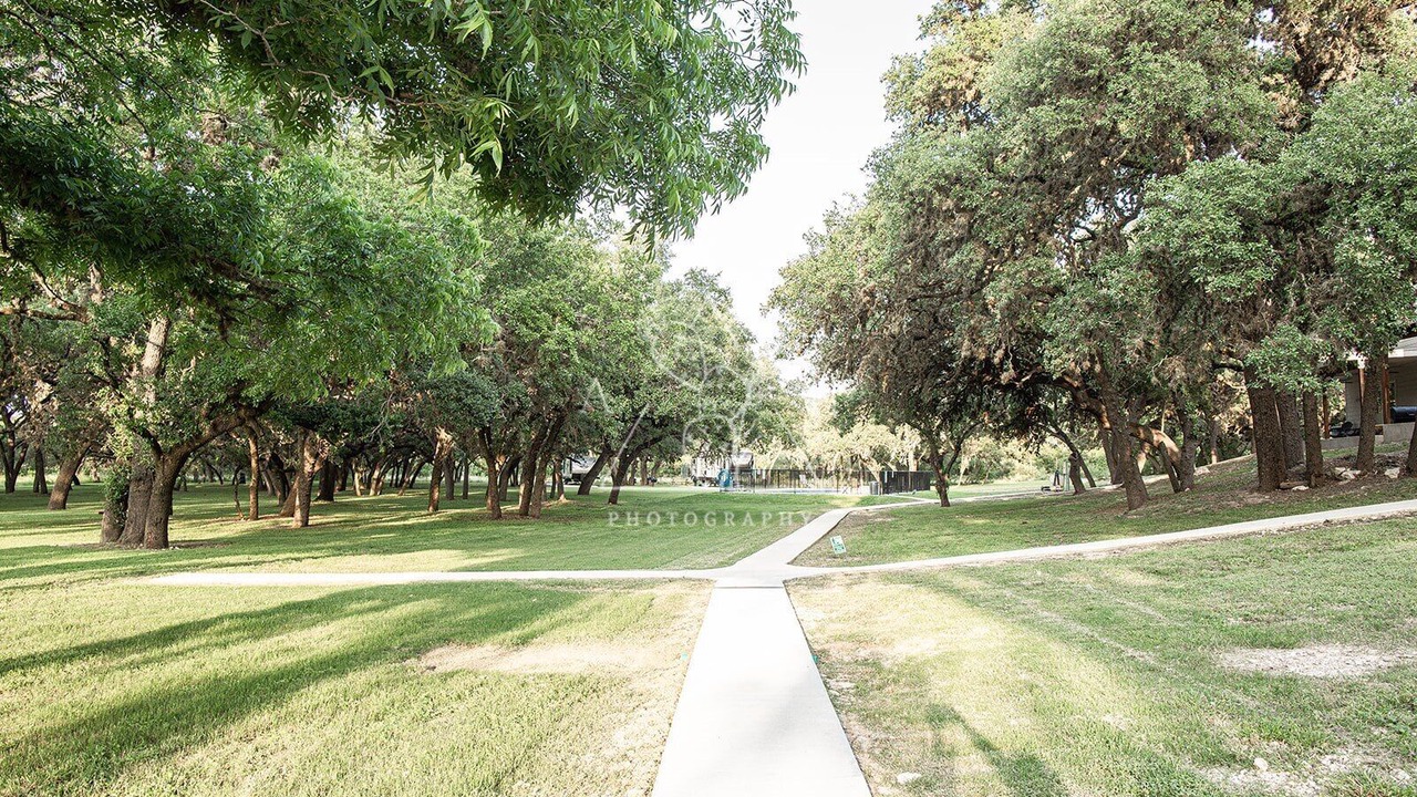 Photo of Outdoor in Concan