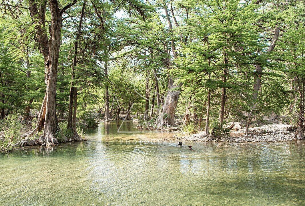 Photo of Outdoor in Concan