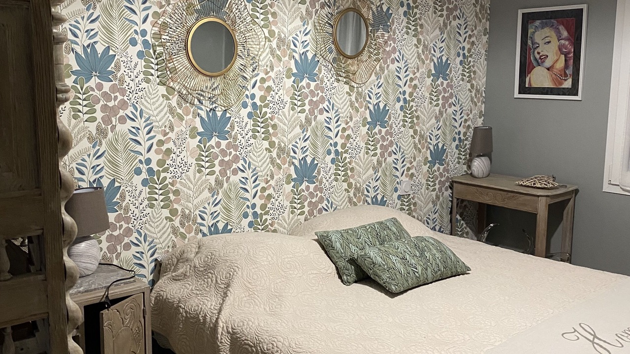 Photo of Bedroom in Acheux-en-Vimeu