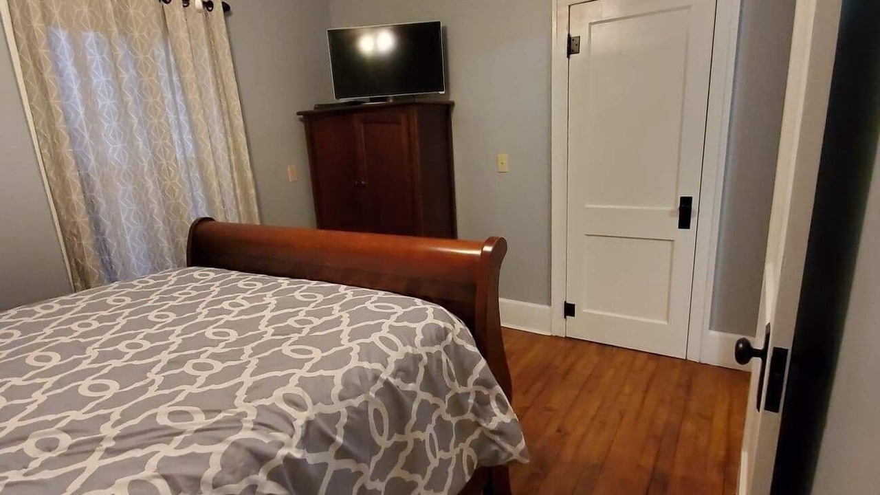 Photo of Bedroom in Elco