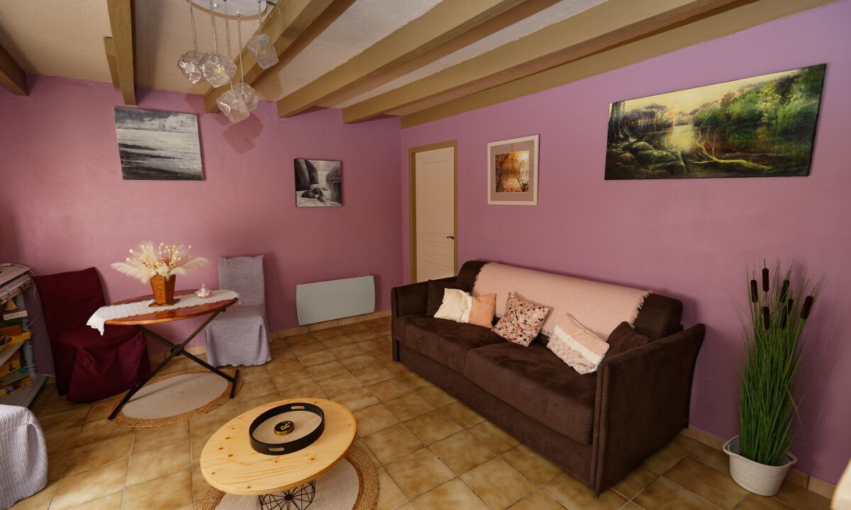 Photo of Livingroom in Chenac-Saint-Seurin-d'Uzet