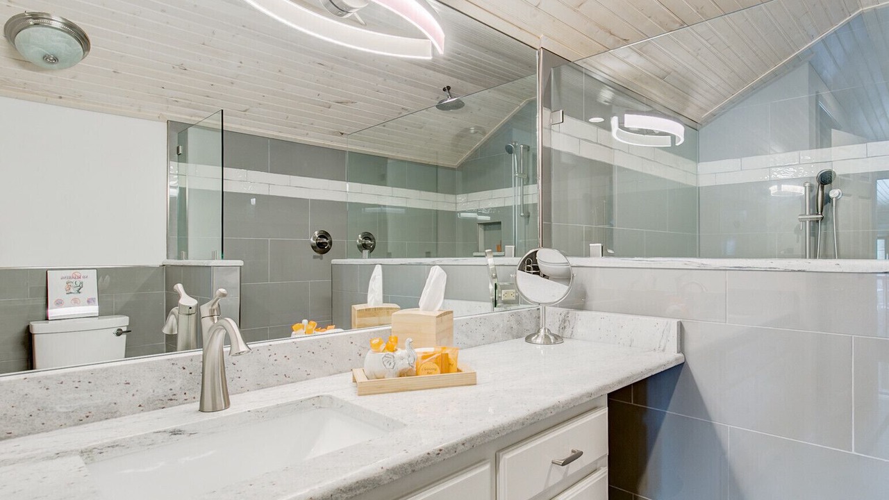 Photo of Bathroom in Granbury