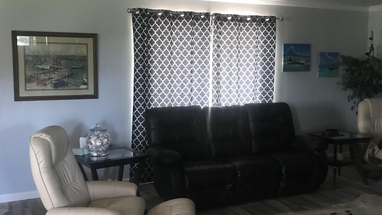 Photo of Livingroom in Brazoria