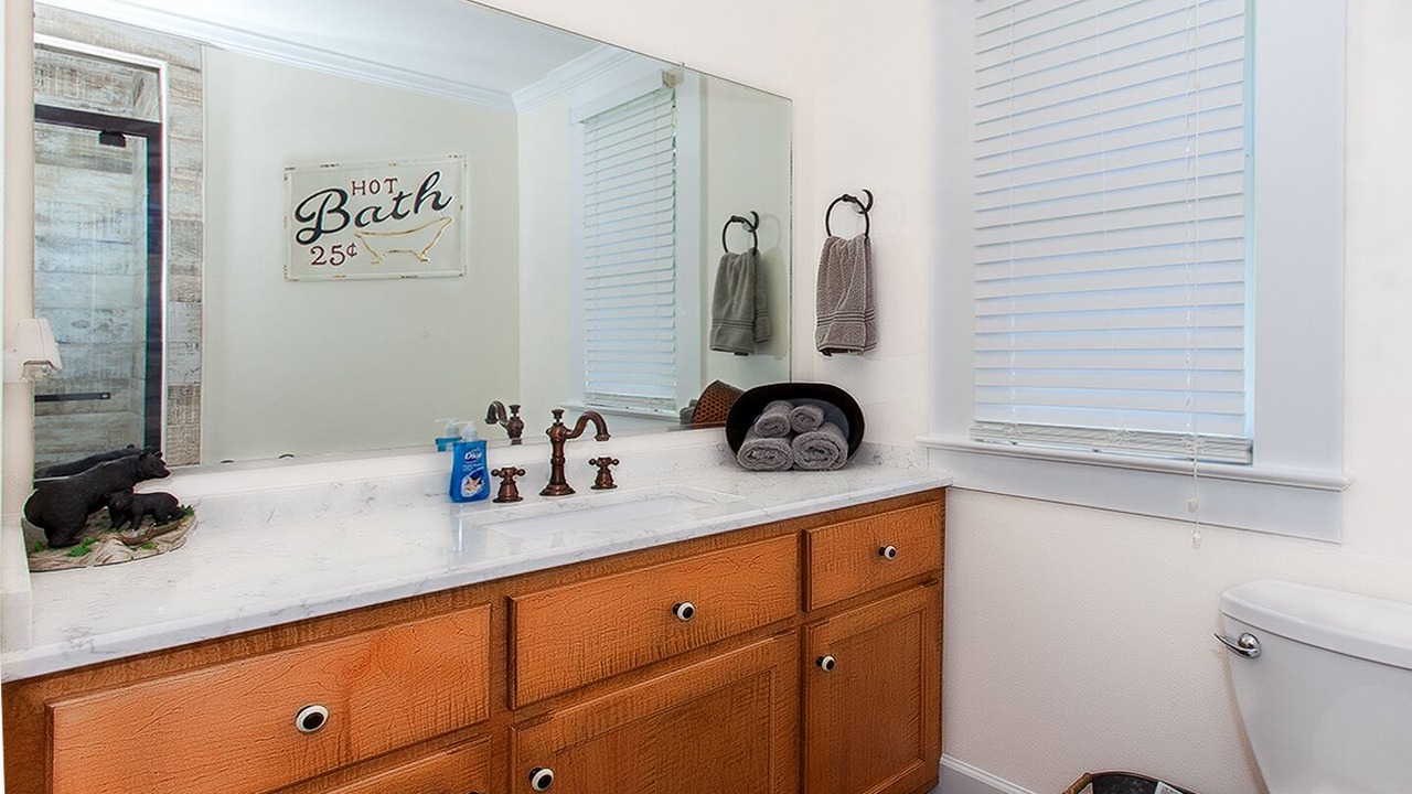 Photo of Bathroom in Lanexa