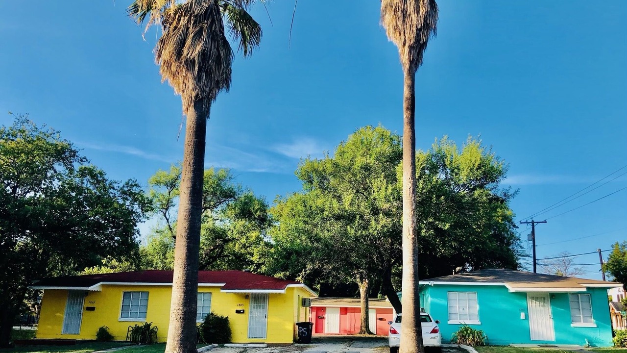 Photo of Outdoor in Woodlawn Lake