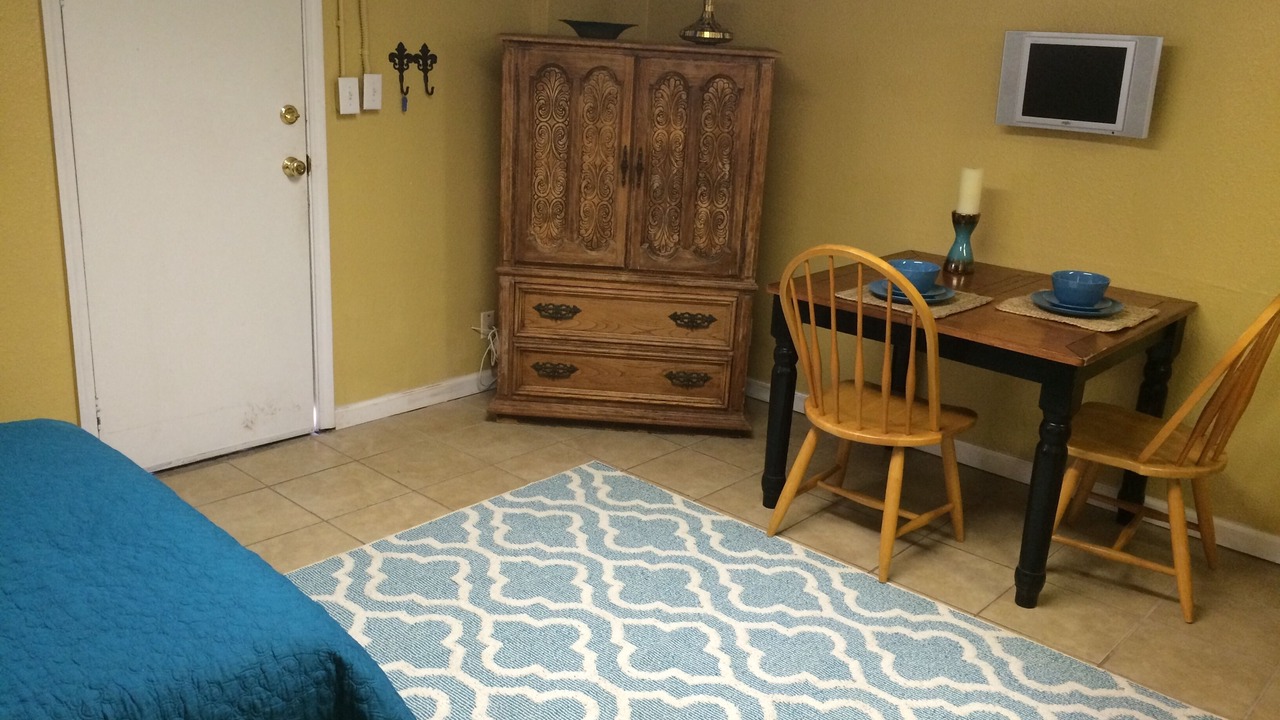 Photo of Bedroom in Woodlawn Lake