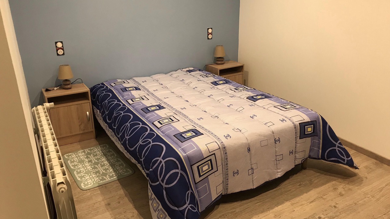 Photo of Bedroom in Puygaillard-de-Quercy
