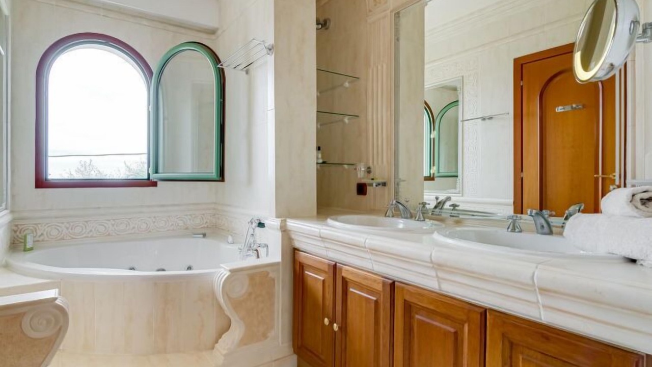 Photo of Bathroom in Grasse