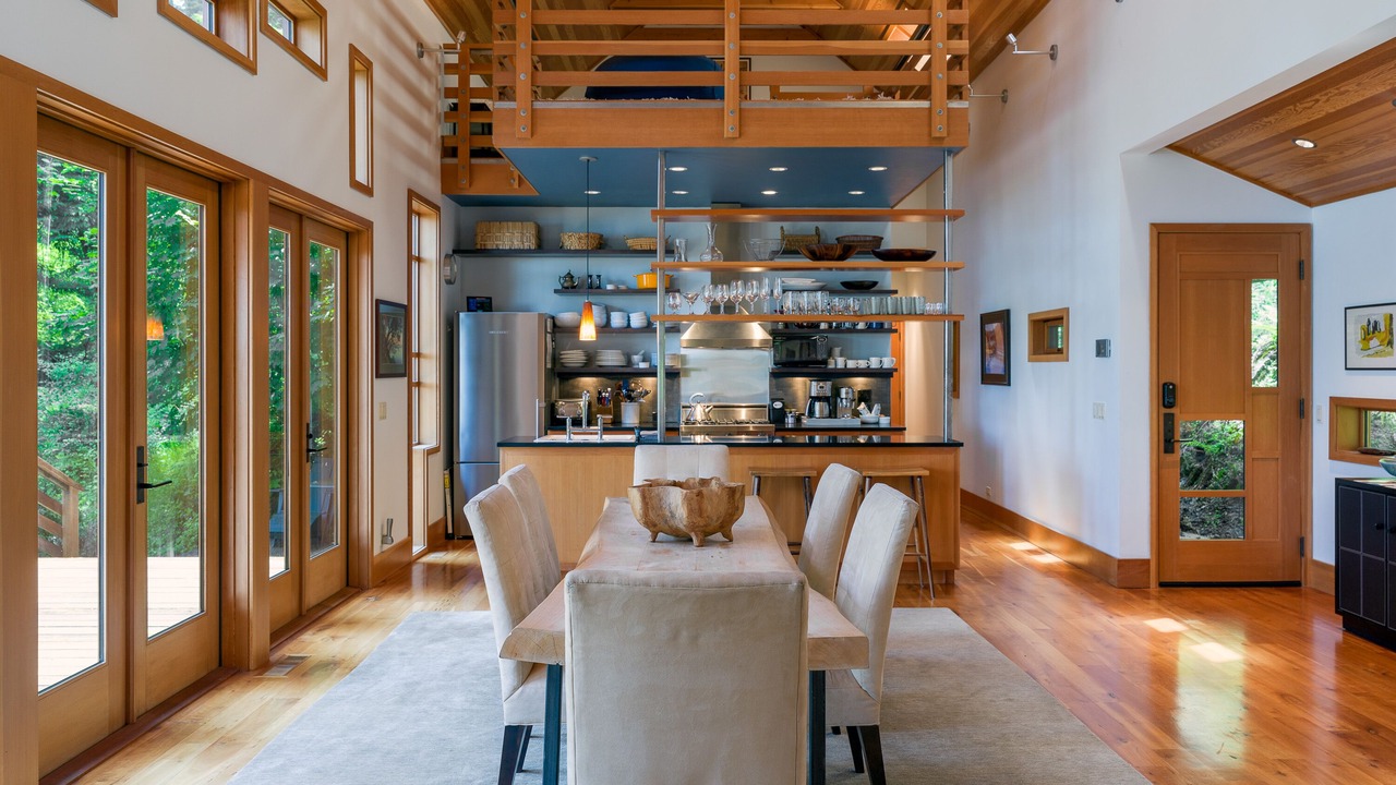 Photo of Others in Eastsound