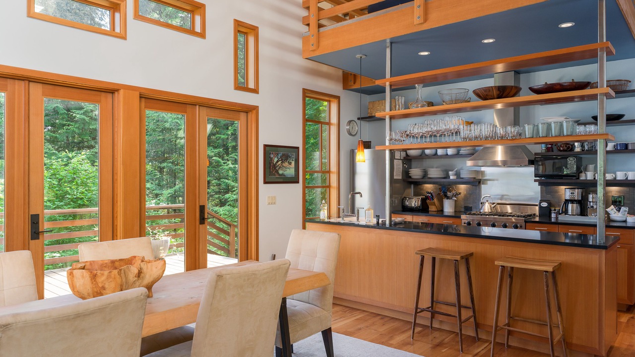 Photo of Others in Eastsound