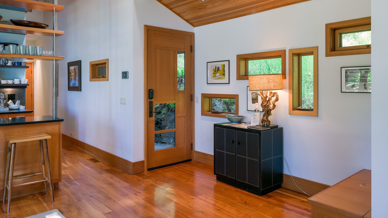 Photo of Others in Eastsound