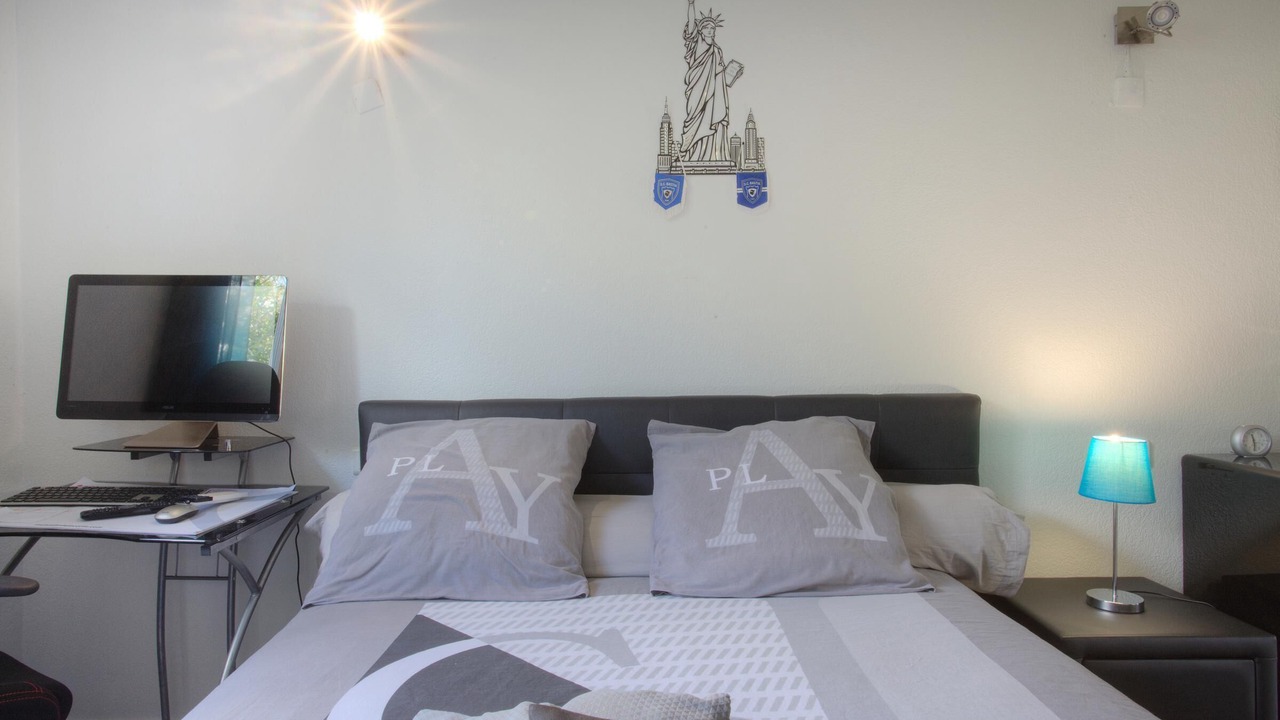 Photo of Bedroom in Furiani