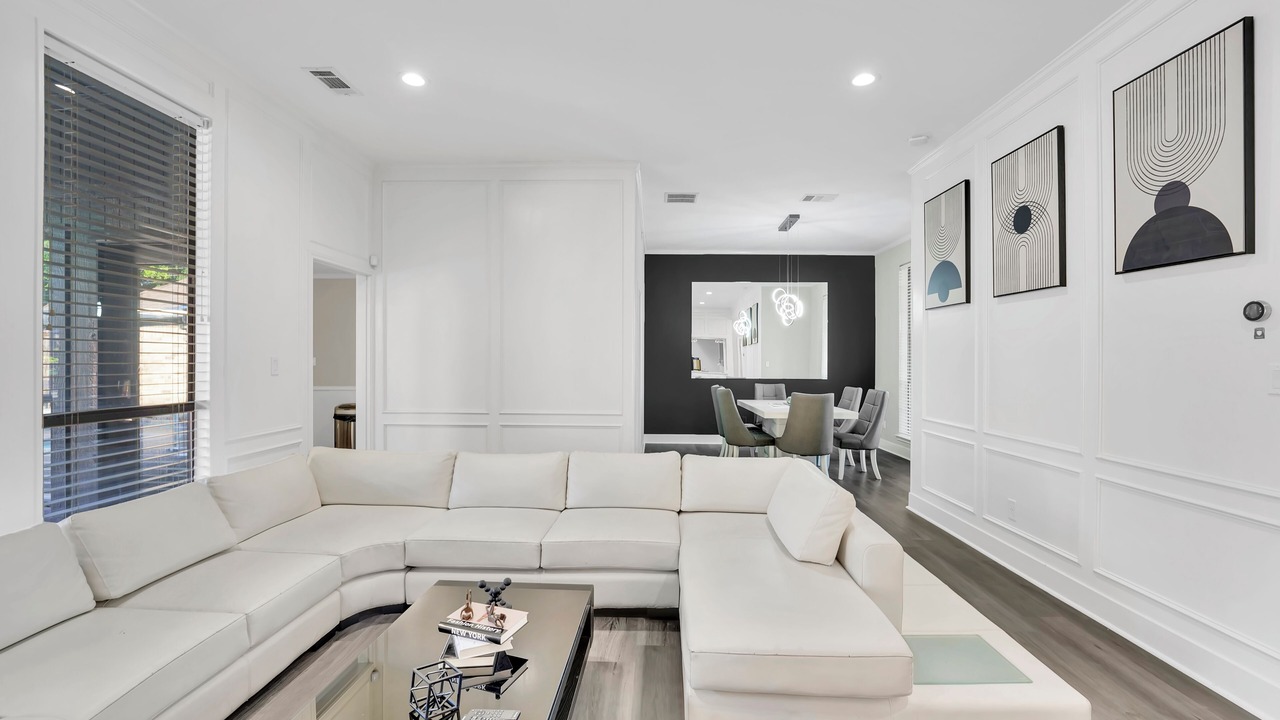 Photo of Bedroom in Far North Dallas