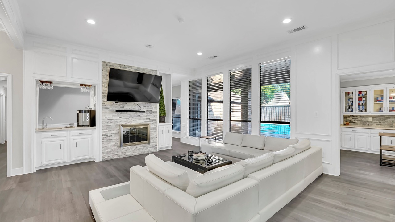 Photo of Bedroom in Far North Dallas