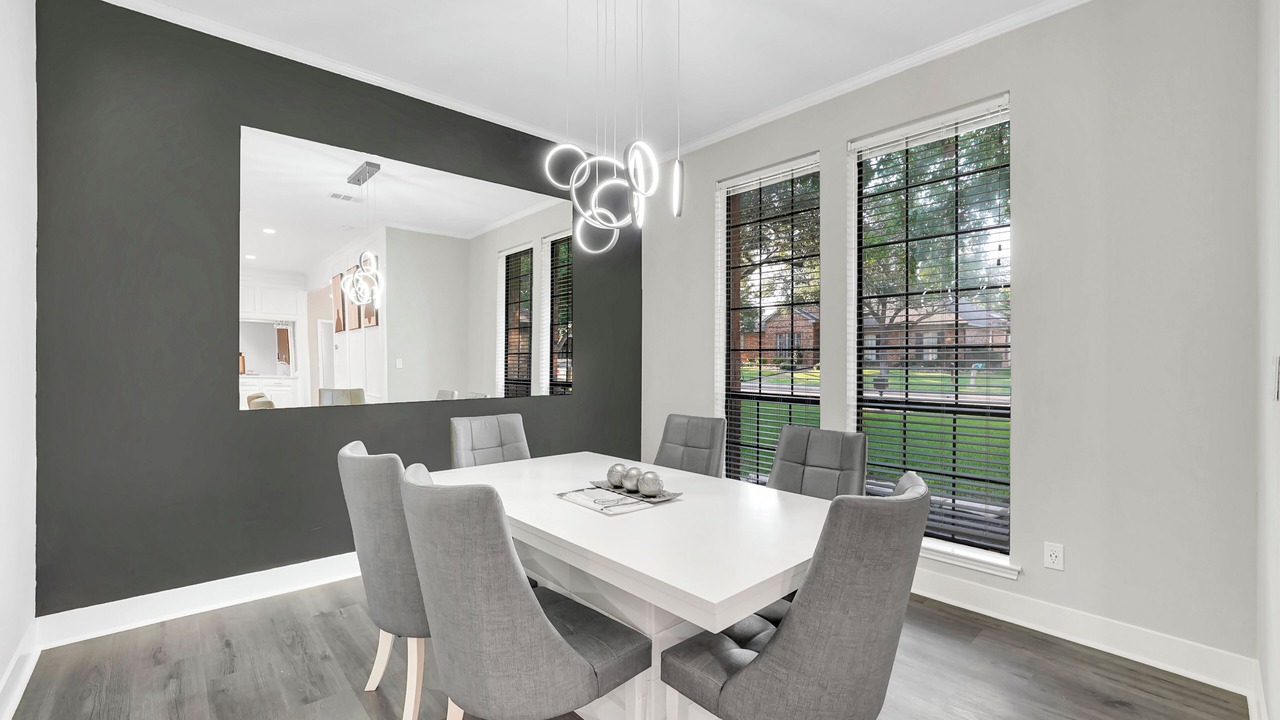 Photo of Livingroom in Far North Dallas